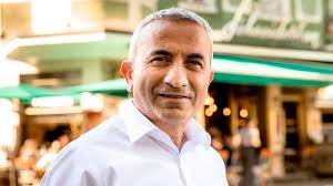 Mustafa Atici: Primer inmigrante en el Ejecutivo de Basilea