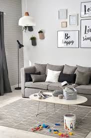 Determine where you want to hang your item, and measure 60 inches from the floor. Salon De Estilo Nordico Consejos Para Decorar Bien Leroy Merlin