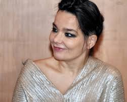 For some reason I thought of Icelandic parallels in this brilliant  criticism of the Danish PM and the blatant nepotism that he represents....  For those of you that understands the glorious "Danish