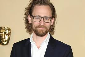 Sarah eddleston, tom's sister is a journalist. Does Tom Hiddleston Have A Wife Or Girlfriend What Is His Net Worth