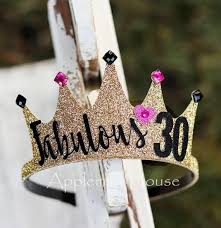 Woman Birthday Crown For Adults 30 Birthday Crown Adult Birthday Crown Personalized Birthday Crown Gold Birthday Crown Black And Gold Crown 40 Birthday Crown 50 En 2020 Regalos De Cumpleanos 30 Temas De Fiesta De Cumpleanos Temas Para Fiestas