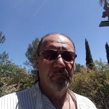 Il paraît que les fèves ne craignent pas le gel,on verra bien .