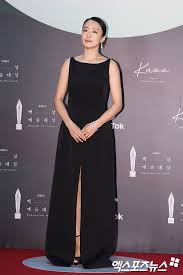 Queen, my unfamiliar family, record of youth, river where the moon rises, start up. Stars Shine On The Red Carpet At 56th Baeksang Arts Awards Soompi