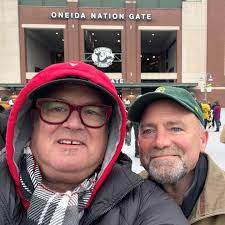 Tim Breitbach (@optimalentertainment) • Fotky a videa na Instagramu