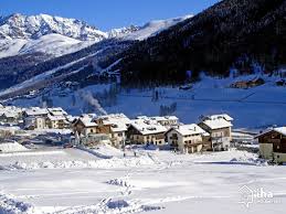 Apart from the downhill skiing there's is a beautiful cross country track and path for walking in the valley with breathtaking views. Livigno Rentals For Your Vacations With Iha Direct