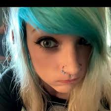 Who wants a 💗hello kitty pipe💗🙆🏻‍♀️ share this