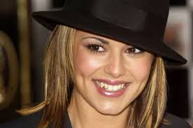 Zara McDermott reveals she wears the same contraceptive patch as Love  Island's Rebecca Gormley