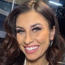 Ariel McDowell (@ArielMcDowell12)