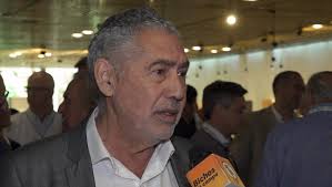 País de locos: El subsecretario de Ganadería dice que no sería bueno elevar  el stock de bovinos porque tendríamos más problemas con las sequías e  inundaciones