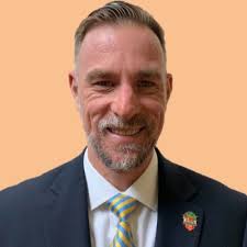 I attended the US Coast Guard Ball this past weekend and had the pleasure  and joy of spending some time with my brother in arms and one of our  honored 1 Yr