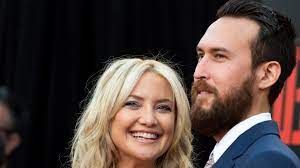 Her '70s haircut has her looking just like mom, goldie hawn. Schauspielerin Kate Hudson Sex Mit Partner Danny Fujikawa Halt Sie Fit