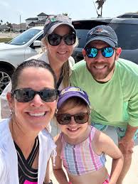 Elizabeth Sooby and George Ewing's Wedding Website