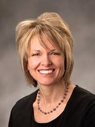 Penny Bennett's Instagram, Twitter & Facebook