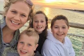 Fundraiser for Erin Dean by Amber DOlimpio : Covid RN Fighting Brain Cancer