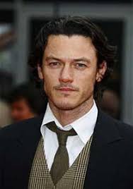 Luke Evans Playing Bard In The Hobbit