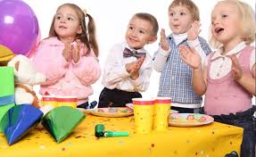 Los primeros días de los niños con 2 o 3 años en la escuela, guardería, kinder o nursery. 8 Juegos Divertidos Para Fiestas Infantiles Kumon Espana
