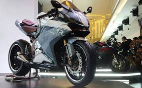 Honda bikes price starts from ₹ 65,052. 2017 Honda Cbr250rr Unveiled In Indonesia Auto News