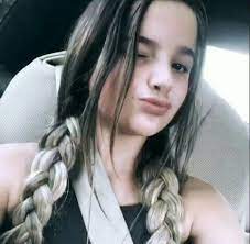 Omg I Love Her So Mich Omg She Sooooooo Pretty Annie Leblanc Hair Annie Leblanc Outfits Annie And Hayden