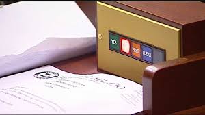 Tax cut bill dead for 2013 after veto override fails