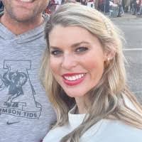 Megan Robillard's Instagram, Twitter & Facebook