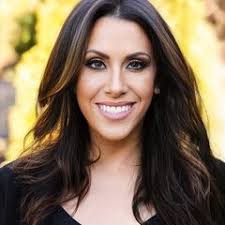 Danielle Nero's Instagram, Twitter & Facebook