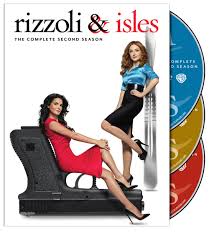 Rizzoli & Isles: The Complete Second Season: Amazon.ca: Angie Harmon, Sasha  Alexander, Jordan Bridges, Lee Thompson Young, Bruce Mcgill, Lorraine  Bracco: Movies & TV Shows