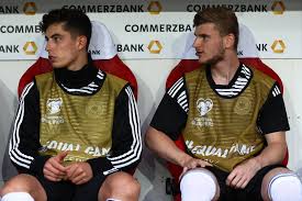 Havertz swoje pierwsze doświadczenie w piłce nożnej zdobył w wieku czterech lat, kiedy dołączył do amatorskiego klubu alemannia mariadorf, w którym jego dziadek richard był prezesem klubu. Kai Havertz Marcus Sorg Erklart Warum Leverkusens Juwel An Seinem Geburtstag Nicht Spielen Durfte Kolner Stadt Anzeiger