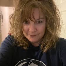 Stink bomb seeds: collecting and releasing the smell