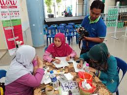 Di anggarkan 1,500 wanita negara ini disahkan mendapat kanser servik setiap tahun. Laman Web Rasmi Lembaga Penduduk Dan Pembangunan Keluarga Negara Program Wow Pap Smear Percuma Dan Suntikan Hpv Di Utem