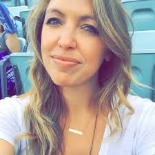 Stacey Thomas (@StaceyLThomas)