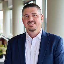 Ryan Moose's Instagram, Twitter & Facebook