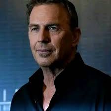 I have come to the conclusion that I don't want to talk about getting a  LIFE PARTNER anymore. 💔 Many of you are INVADING my privacy with FAKE  LOVE, and too many