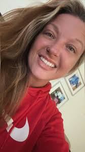 Help ya girl out with followers, love you bye 😘 will F4F😝✨