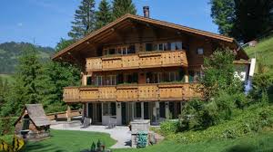 Chalet de montagne à vendre. Johnny Hallyday Son Chalet Est A Vendre Cote Maison