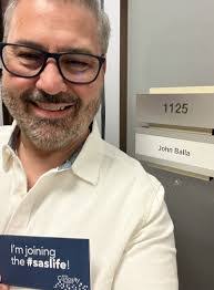 Edwin Mills's Instagram, Twitter & Facebook