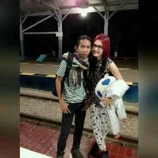 Video ini adalah video inspirasi bagi semua manusia. Bikin Patah Hati Ini 10 Momen Mesra Nella Kharisma Dan Cak Malik