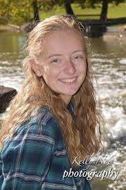 Kelly Noe's Instagram, Twitter & Facebook