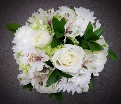 A bouquet brings life to the entire ensemble, says floral designer corinne sebesta sisti. Alstroemeria Wedding Bouquet Off 78 Buy