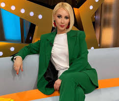 Join facebook to connect with lera kudryavtseva and others you may know. Lera Kudryavceva Mogla Zagovorit Ob Odinochestve I Uhodyashej Molodosti Iz Za Pandemii