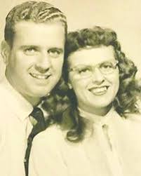 Bart Flora's Instagram, Twitter & Facebook