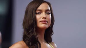 Welcome to my official page: Nach Trennung Von Bradley Cooper Ist Irina Shayk Frisch Verliebt