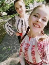 Andreea Munteanu Fan Group