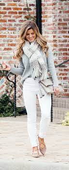 Here S Why Accessories Are My Jam Brightontheday White Pants Outfit Winter White Outfit How To Wear White Jeans