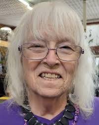 Kay Roach's Instagram, Twitter & Facebook