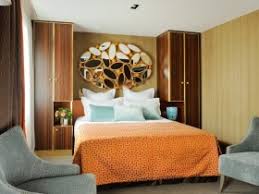 Plan a couple of nights to explore the best paris has to offer. Bar Und Cocktail Paris Tageshotels