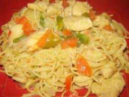 Nouilles Chinoises Au Poulet Et Lait De Coco Recette Ptitchef Recette Nouilles Chinoises Poulet Plat