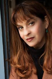 Elizabeth Huffman's Instagram, Twitter & Facebook