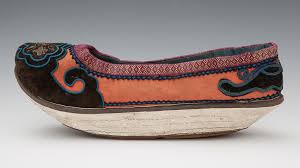 The collection of Chinese clothing from the Qing Dynasty ...