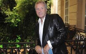 Influencé par son père max régnier, auteur, acteur, directeur et metteur en scène de théâtre, yves rénier prend naturellement la direction de l'art. Yves Renier Hlavni Stranka Facebook