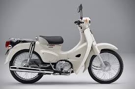 The honda super cub was the right bike at the right time, and now it's back in a thoroughly modern version, the right bike for the way we ride today. 2018 Honda Super Cub Hiconsumption
